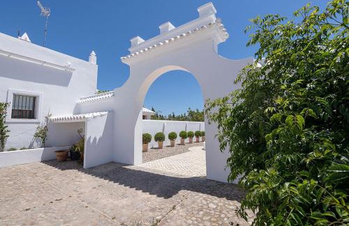 Conil de la Frontera House | Pet-Friendly Villa with Pool & Hot Tub in Conil