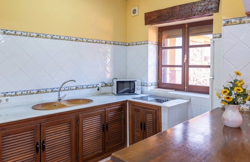 Ronda Villa | Discover Cortijo Laguna Espejo Ronda with Private Pool
