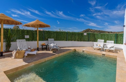 Villanueva del Trabuco Villa | Relaxing Escape at Cortijo Los Llanos in Villanueva