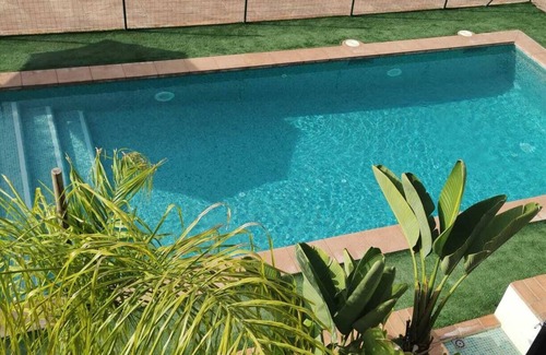 Almogia Cottage | Relaxing Retreat at Cortijo Molino de Bernabé with Spa & Pool