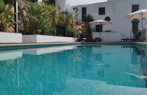 Almogia Cottage | Relaxing Retreat at Cortijo Molino de Bernabé with Spa & Pool