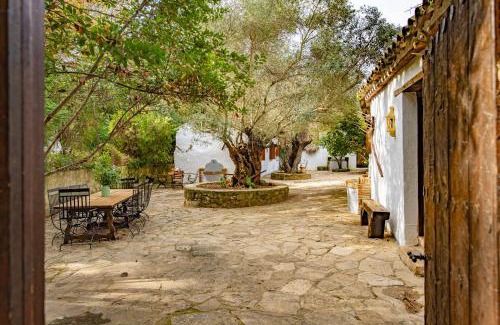 Los Angeles House | Escape to Cortijo Rural Las Aves: Family-Friendly Retreat