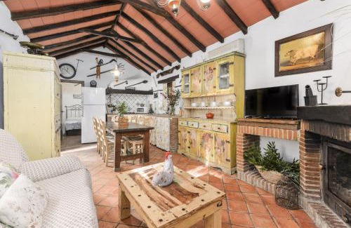 Los Angeles House | Escape to Cortijo Rural Las Aves: Family-Friendly Retreat