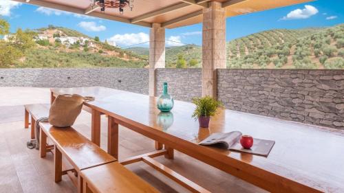 Villanueva de Algaidas House | Relaxing Retreat at Cortijo Rural Los Pinos in Villanueva