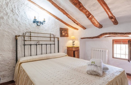 Castillo de Locubin Resort | Idyllic Cortijo Majolero with Pool & Spa in Locubín
