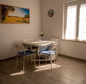 Pietra La Croce Apartment | Guest Rated: 9.8 at Cortile nel Conero, Family-Friendly Escape