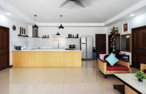 Ban Saiyuan Villa | Gorgeous Corton Villa: 2 Bedrooms with Private Pool