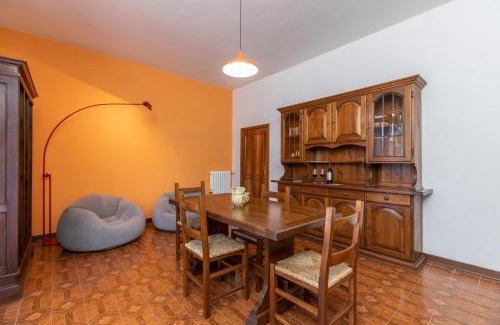 Cortona House | Relaxing Wellness Tuscany House with Hot Tub & Family Friendly
