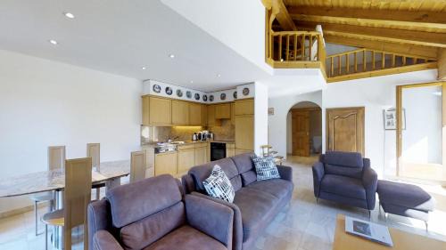Silvaplana Apartment | Corvatsch 3/47: Top-Rated Stay with Family-Friendly Amenities
