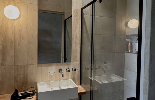 Kilcunda House | Cozy Corvers Rest: Minimalist Beach Shack on Bass Coast