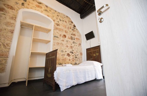 Vizzini Bed & Breakfast | Relax at Cosi Priziusi B&B Relais: Pool, Spa & Dining