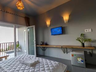 Ham Ninh Resort | Relax at Cosian Bay Phu Quoc Resort with Beachfront Bliss