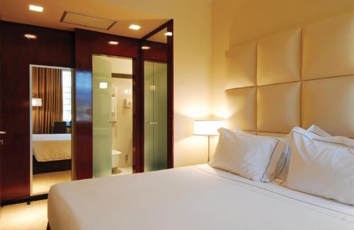 Peretola Hotel | Experience Elegance at Cosmopolitan Hotel - 4-Star Comfort