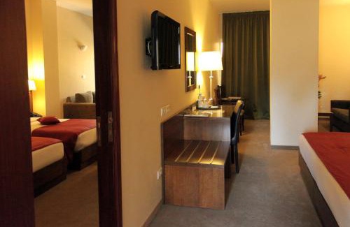 Dekwaneh Hotel | Exclusive Oceanfront Stay at Cosmopolitan Hotel - 4 Star