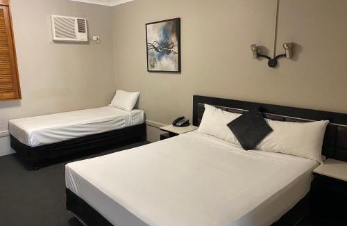Rockhampton Hotel | Oceanfront Comfort at Cosmopolitan Motel & Serviced Apartments