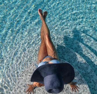 Agia Anna Hotel | Cosmos Hotel: Pet-Friendly Retreat with Exceptional Amenities