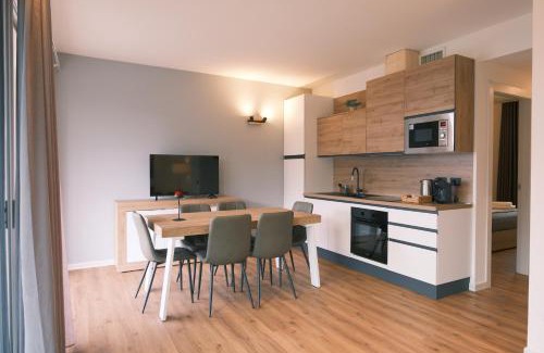 Zorzino Apartment | Costa Blu-Pool and Terrace with Lake View