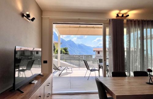 Zorzino Apartment | Costa Blu - Pool and Terrace with Lake View