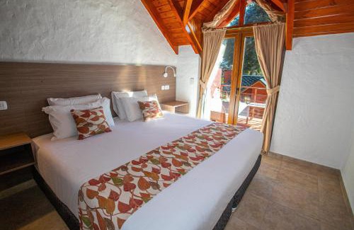 Nahuel Huapi Apartment | Unwind at Costa Brava Apart Hotel & Suites with Ocean Views