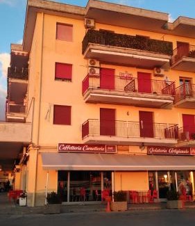 Montecorvino Pugliano Bed & Breakfast | Family-Friendly Haven at Costa d'Amalfi e Cilento