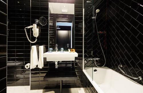 Torremolinos Hotel | Discover Costa del Sol Torremolinos Hotel with Ocean Views
