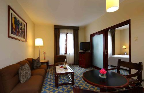 Trujillo Hotel | Comfortable Costa del Sol Trujillo Centro with Ocean Views