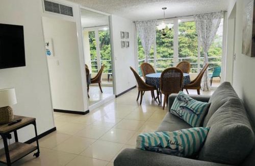 Barrio Santa Lucia Apartment | Costa Linda Jaco Beach 3b2b