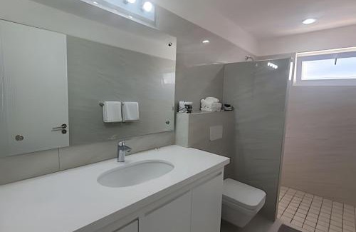 Bucerias Apartment | Relax at Costa Paraíso D-9 with Oceanfront Pool Access