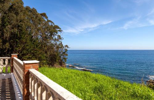 Mendexa House | Pet-Friendly Costa Vasca with Oceanfront Views Await You