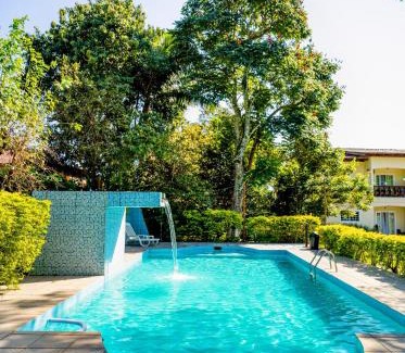 Centro Comercial Hotel | Discover Costabela Apart Hotel e Pousada: Family-Friendly Stay