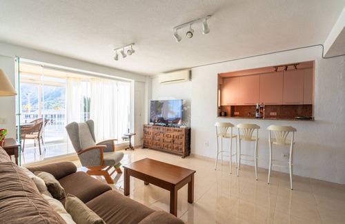 Calpe Apartment | Guest Rated 10/10 - Oceanfront Apartment Gran Sol Calpe