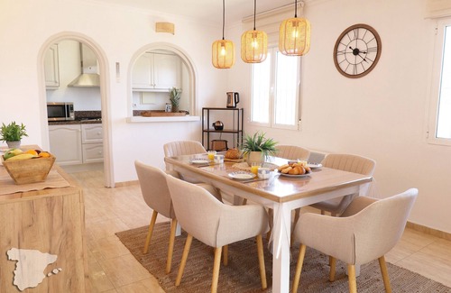 Calpe Villa | Relax at Casa Mali in Calpe with Pool & Spa Amenities