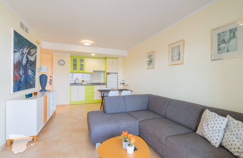Calpe Apartment | Guest Rated 10/10: Esmeralda Suites in Calpe Awaits