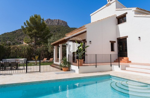 La Canuta Villa | Exceptional Villa Solmar in Calpe with Private Pool & Spa