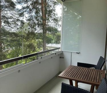 Itainen District Apartment | Costal Stay with Forest Views