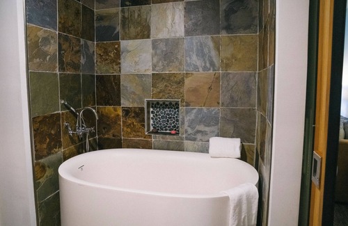 Pescadero Cabin | Experience Nature at Costanoa Lodge and Camp - 4 Star Stay