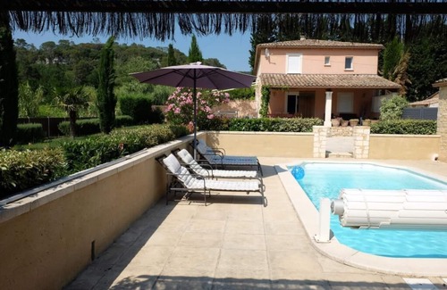 Cornillon Apartment | Guest Rated 10/10 at Coste Investissement - Le Vieil Olivier
