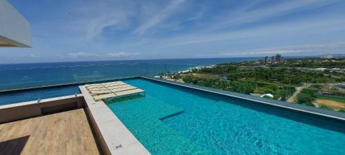 Stella Maris Apartment | Stay at Premium Stella Maris: Family-Friendly with Pool
