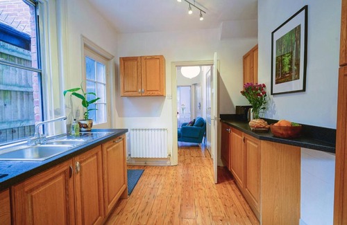 Winchester Apartment | Inviting Boscobel Apartments: Family-Friendly Retreats