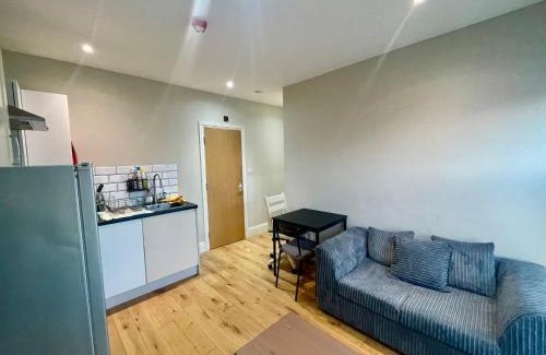 Crofton Park Apartment | Charming 1 Bedroom Flat with Great Reviews at 7.8/10
