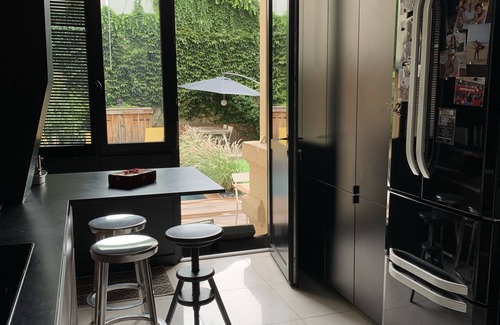 Nansouty-Saint-Genes House | Inviting Design House with Private Pool in Bordeaux