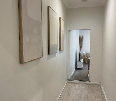 Glebe House | Cosy 2 bedroom Glebe terrace with parking