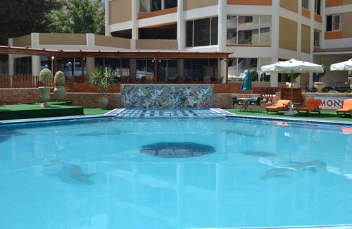 Al-Khalifa Condo | Cozy 2-Bedroom Condo in Mokattam City with Pool Access