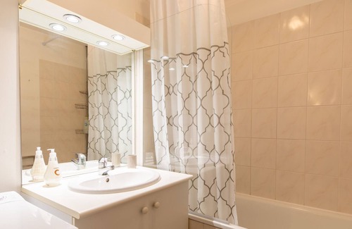 Meaux Apartment | ✨Cosy 2 new room apartment near Disneyland Paris ✨