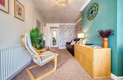 Long Itchington Apartment | Inviting 3-Bed Apartment in Southam, Perfect for Families