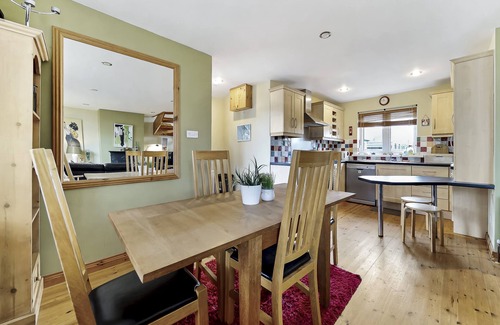 Dunfanaghy Cottage | Cosy 3 bed cottage with a indoor fireplace!