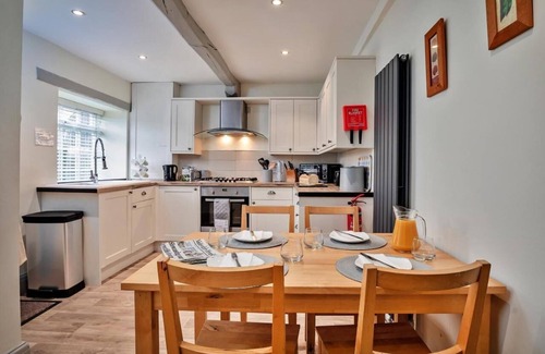 Darley Cottage | Cosy 3 Bed Stone Cottage, Harrogate, North Yorkshire