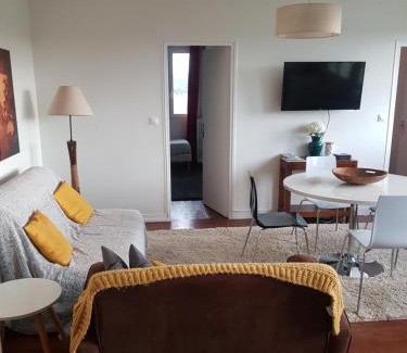 Nogent-le-Rotrou Apartment | Bright 3-Room Retreat Near Train Station with Netflix Access