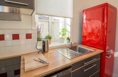 Macon Apartment | Inviting 3-Room Flat in Mâcon's Residential District