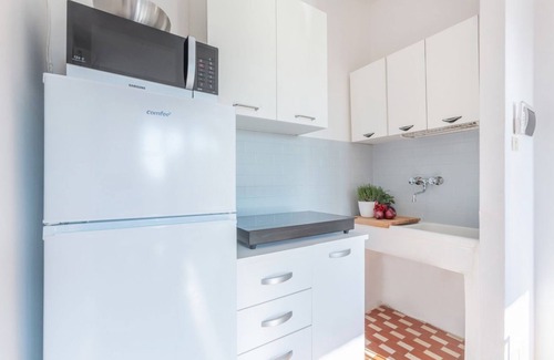 Lido di Pomposa Apartment | Beachside Retreat: Lido di Pomposa Flat with Family Amenities